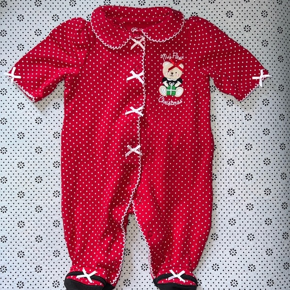 🛍CUTE LITTLE BABIES SLEEPER SIZE NEWBORN 🛍 - Picture 1 of 7